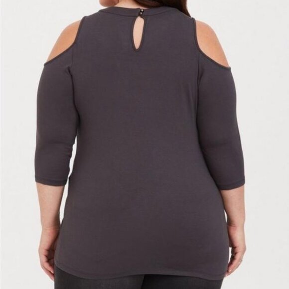 NWT Women’s Torrid Gray Super Soft V-Neck Lace-Up Cold Shoulder Long Sleeve 2 - Picture 12 of 14